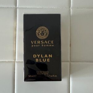 Versace Pour Homme Black and Gold Packaging